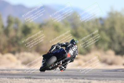 media/Dec-07-2025-CVMA (Sun) [[3e7d2de5dc]]/Race 12- Formula 40 MW and LW/